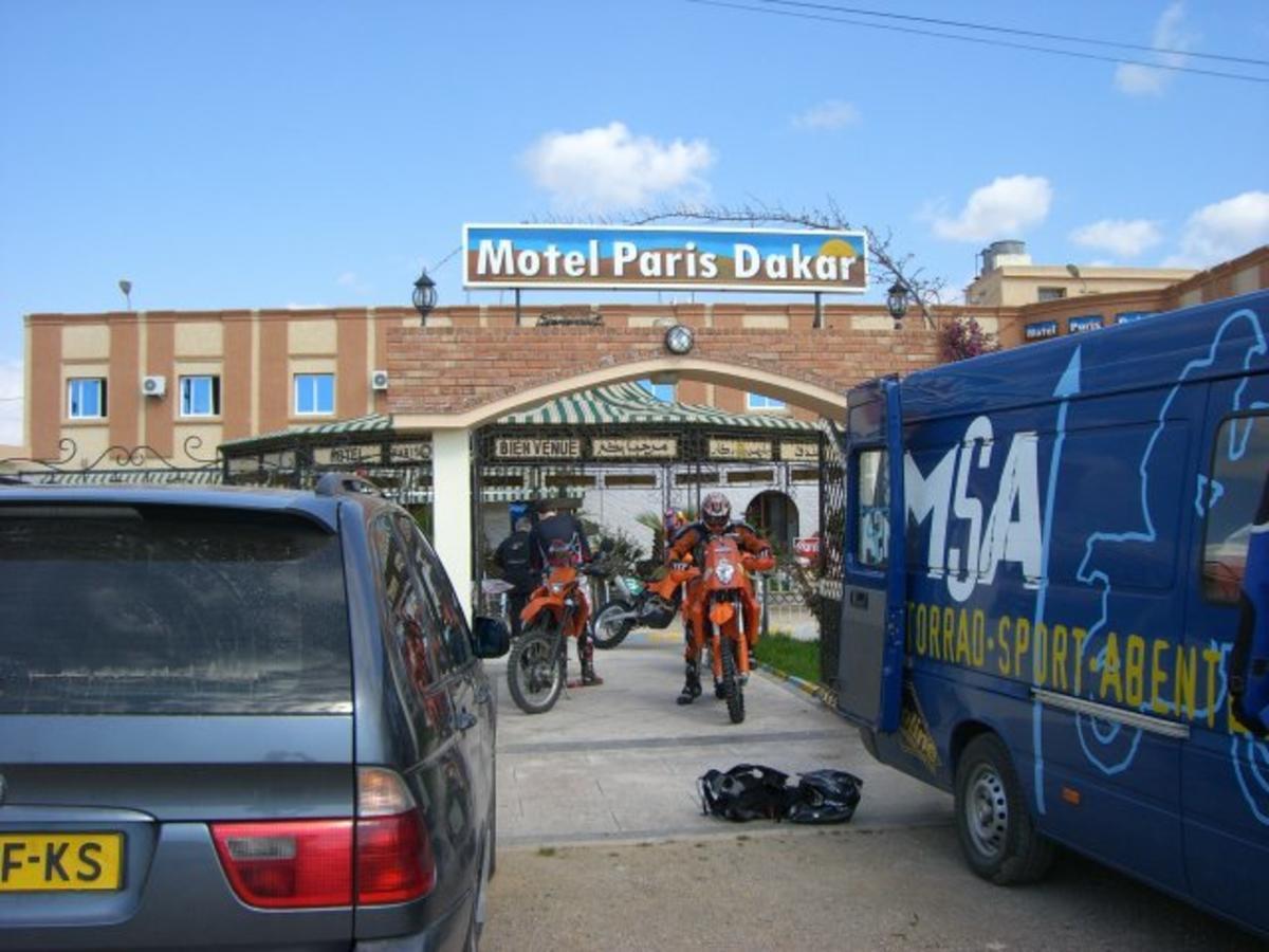 Motel Paris Dakar Selouane Exterior photo